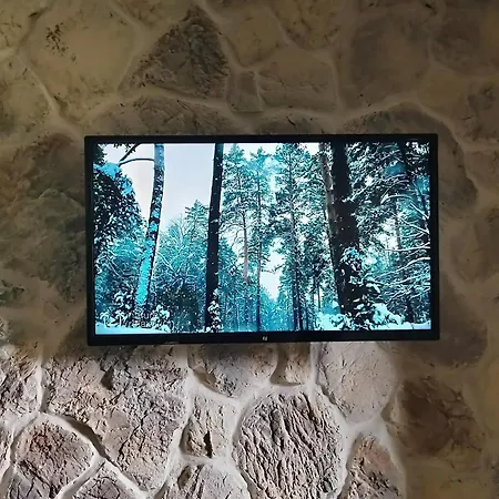 G&j Traditional House *